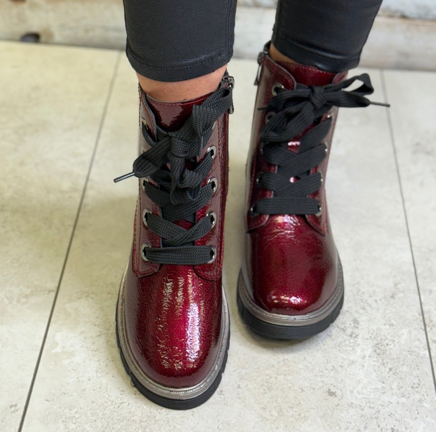 Lotus - 'Jojo' Bordo Patent Boot