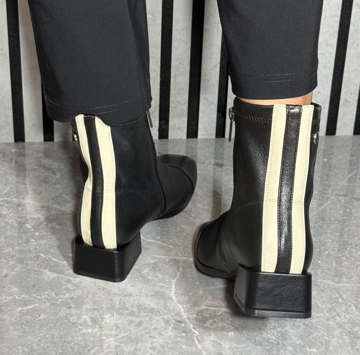 Loretta Vitale - Black Stripe Detail Leather Boot