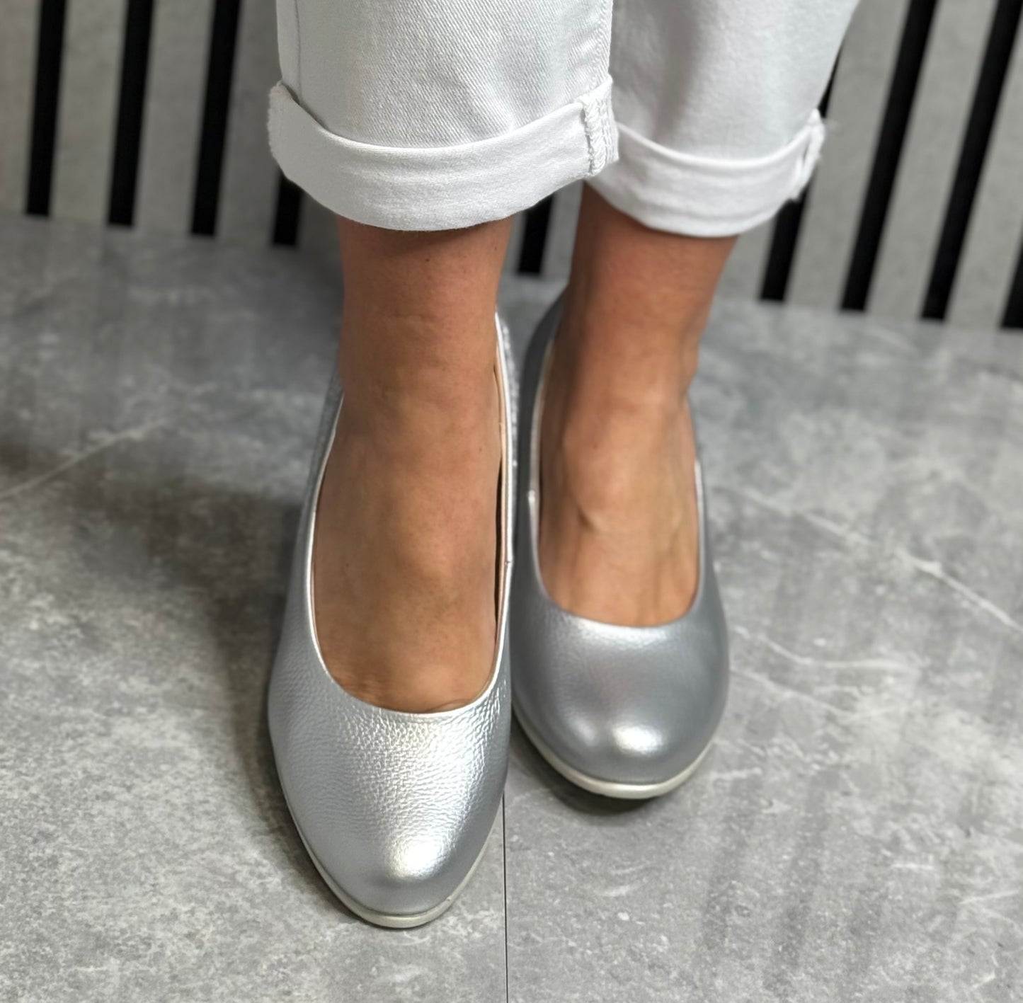 Zanni & Co - 'Ruwais One' Silver Gleam Wedge Shoe