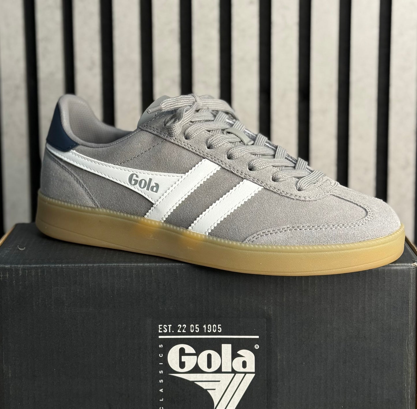Gola - Mens 'Viper' Cement/White/Navy Gum Sole Suede Trainer
