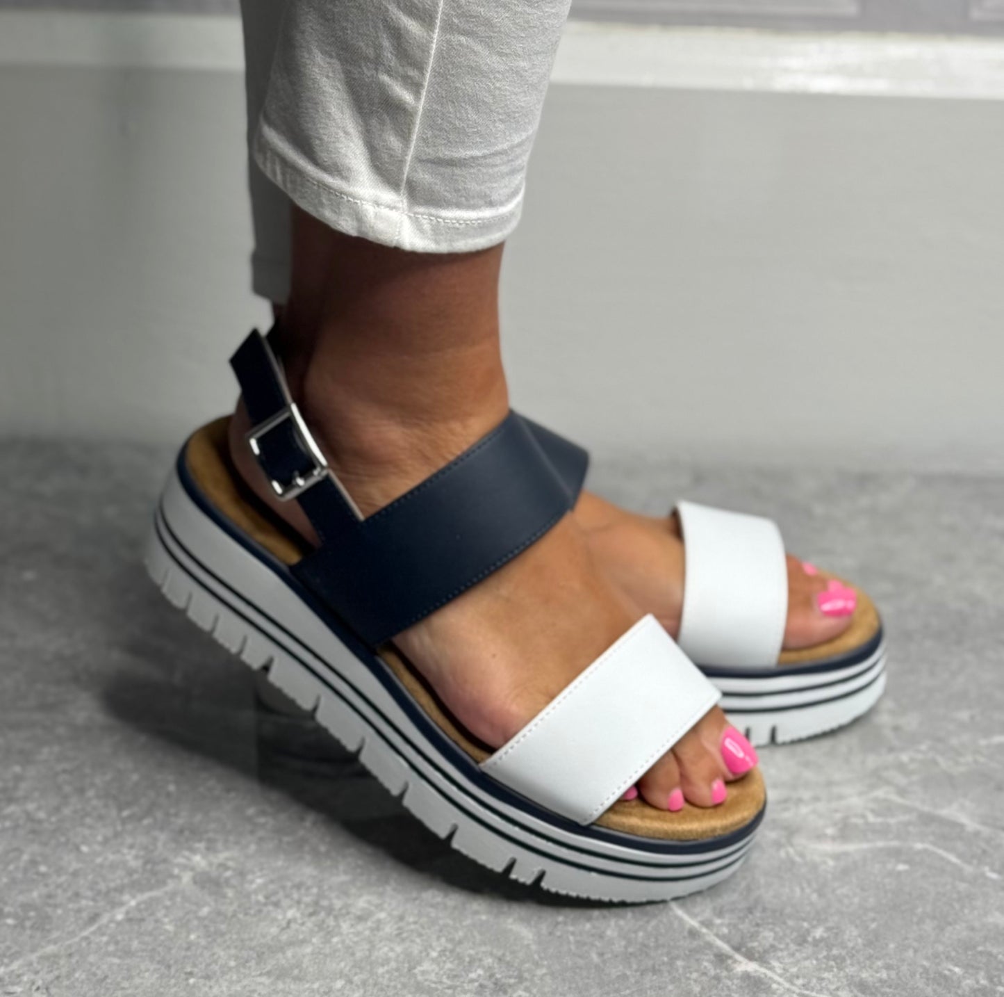 Lunar - 'Missy’ Navy Sandal