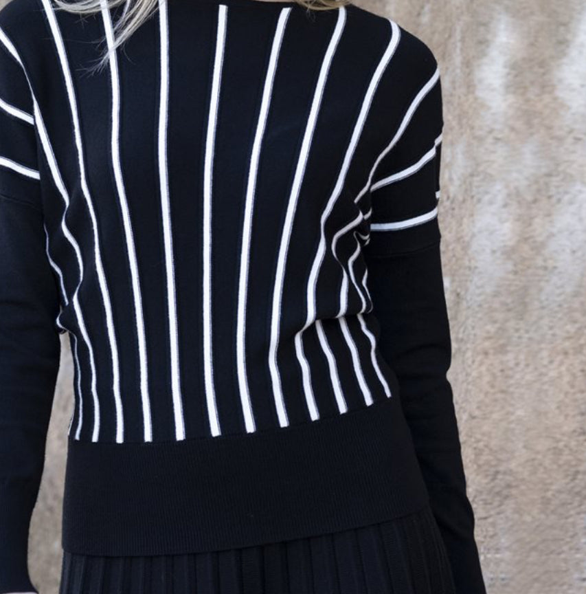 Marble - Black Vertical Stripe Relaxed Fit Jumper
