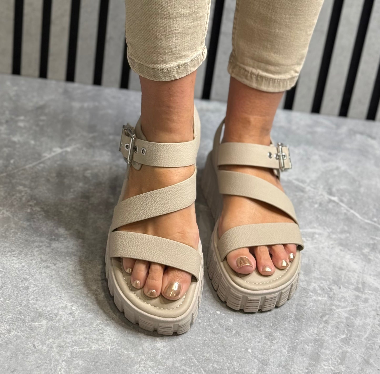 Tamaris - Taupe Platform Sandal