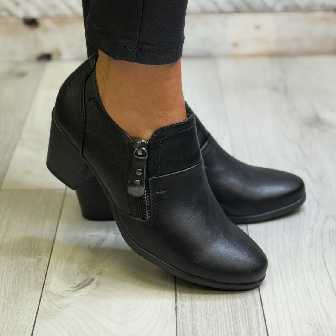 Jana - Black Softline Heeled Shoe