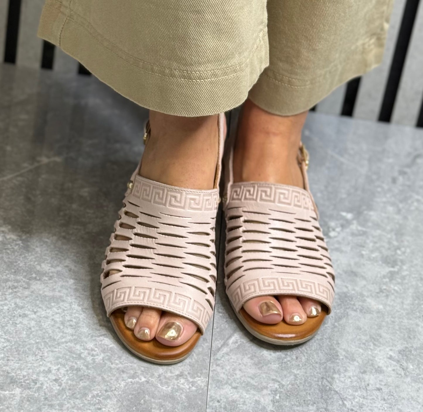 Modella - ‘Coral' Powder Pink Leather Sandal