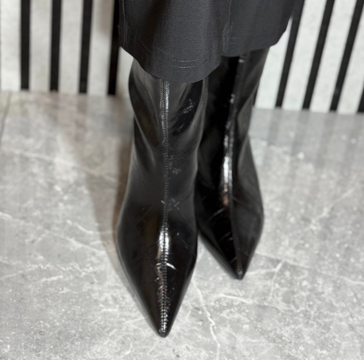 Xti - Black Croc Kitten Heel Boot (146218)