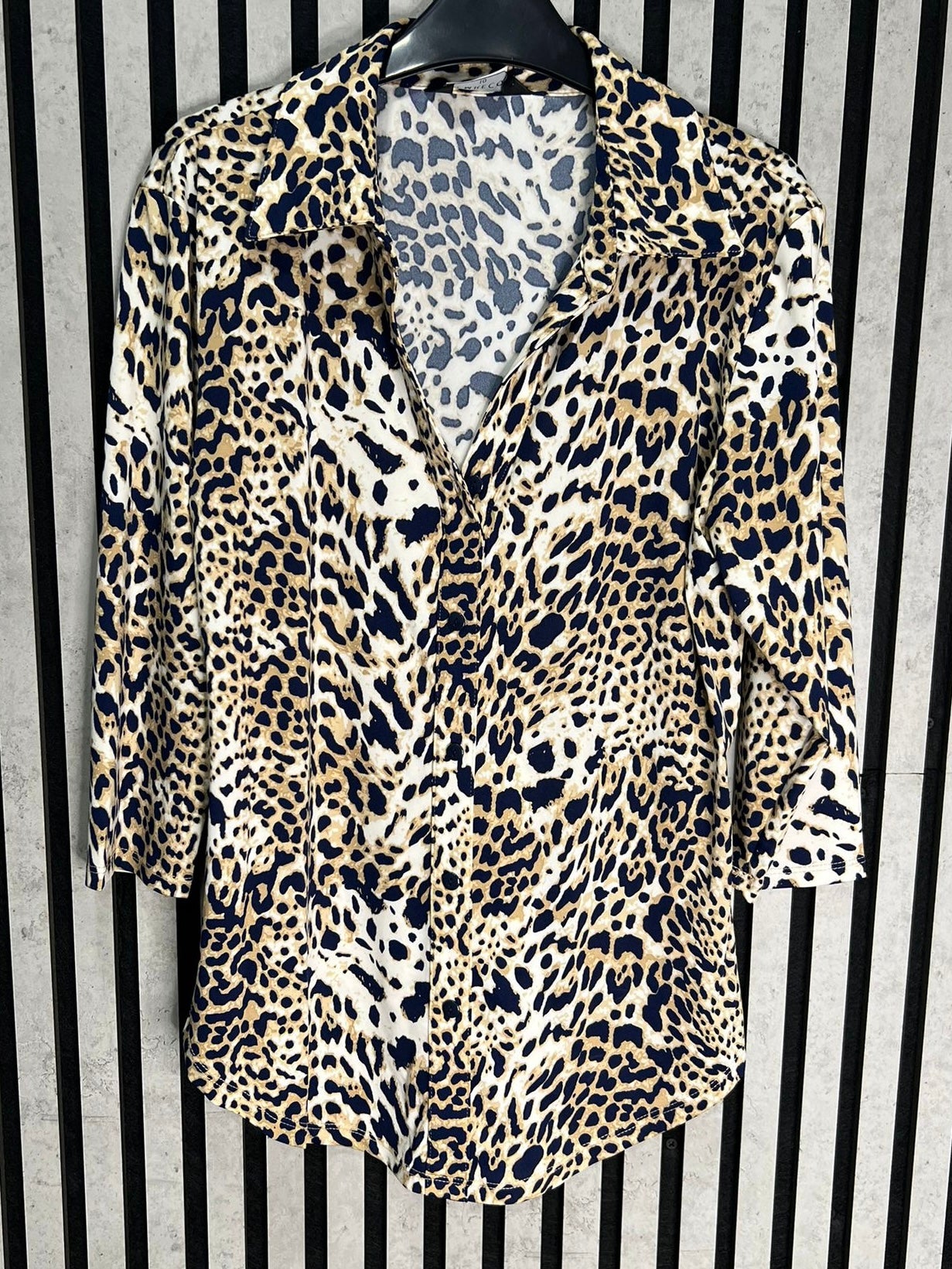 Beige Animal Print 3/4 Sleeve Blouse