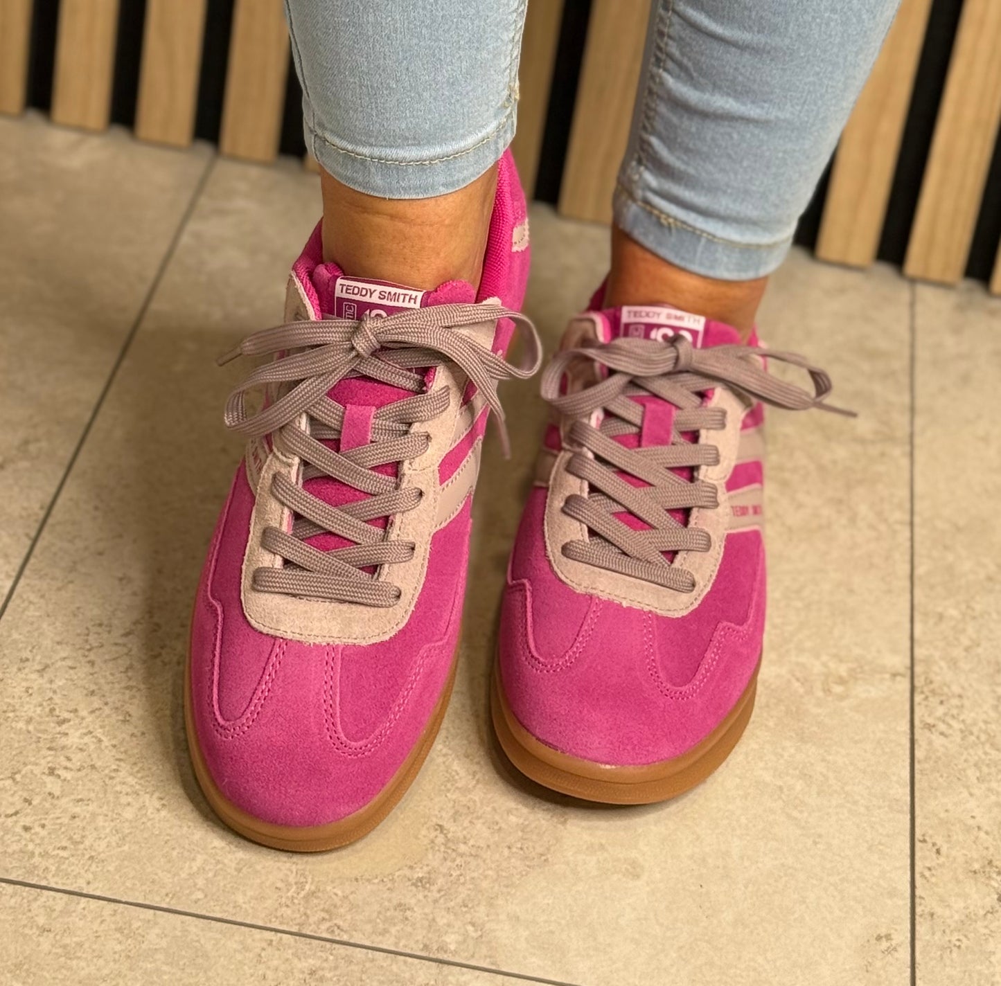 Teddy Smith - Fuchsia Suede Trainer (120519)