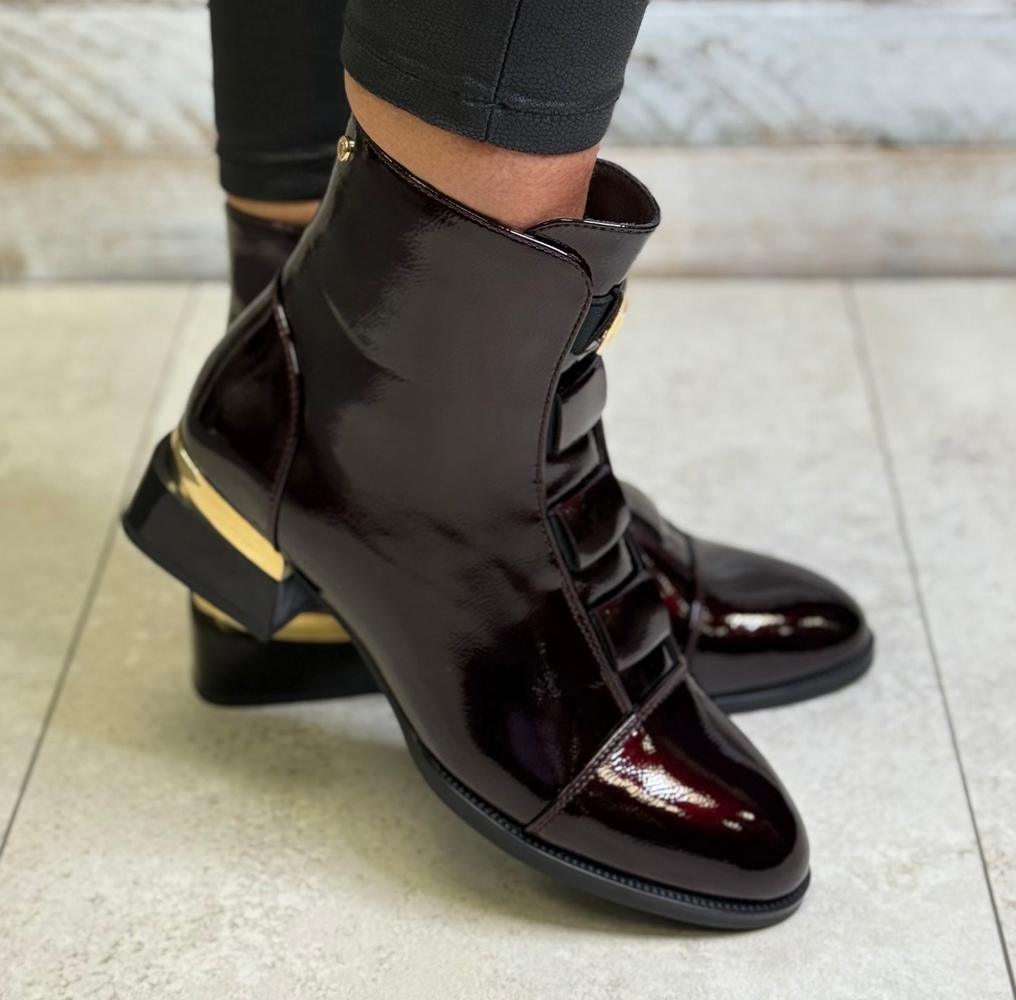 Patrizio Como - 'Lierganes' Maroon Patent Ankle Boot