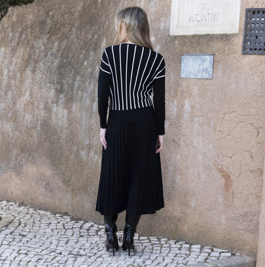 Marble - Black Vertical Stripe Relaxed Fit Jumper
