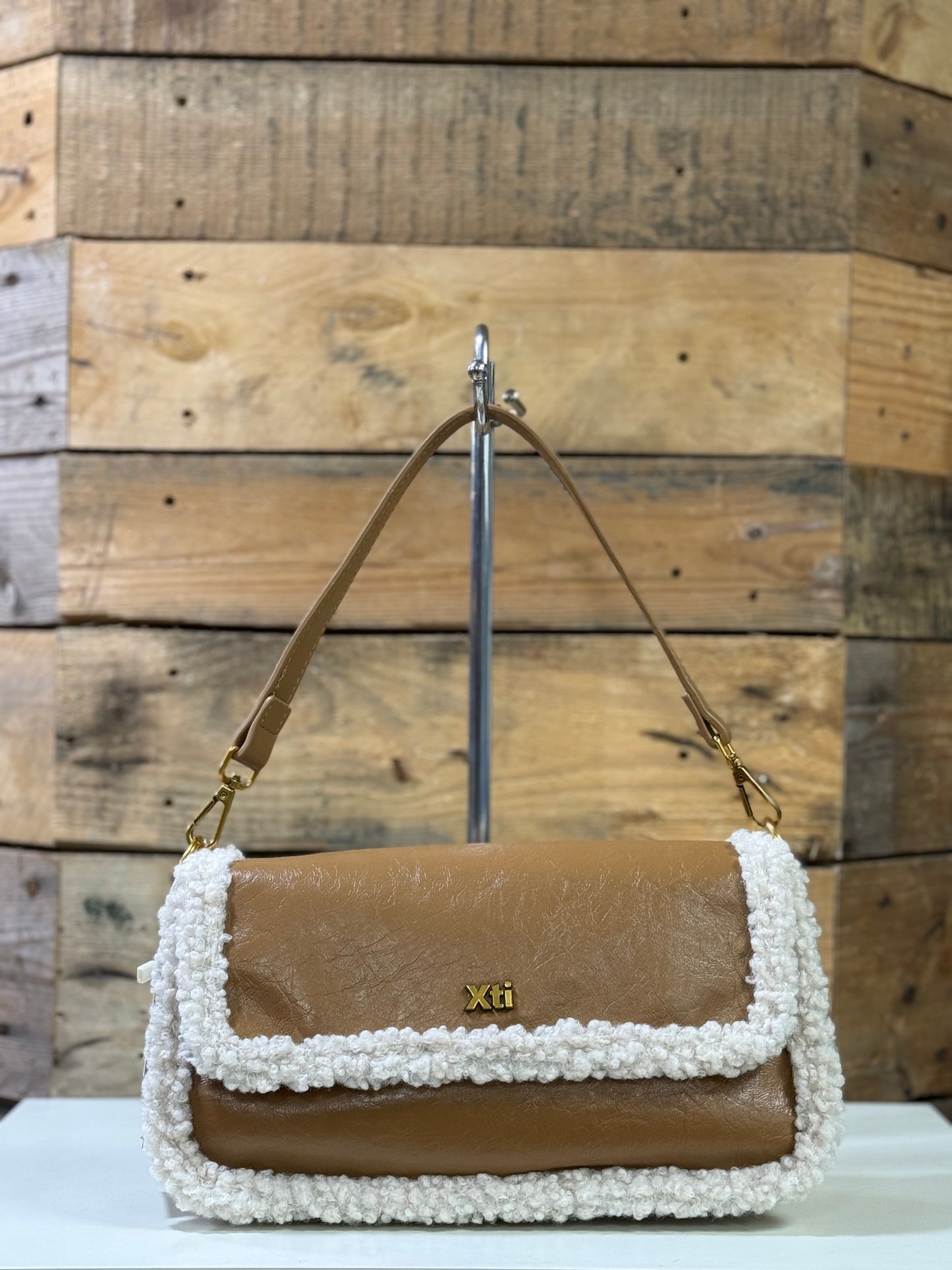 Xti - Biscuit Teddy Trim Handbag (184510)