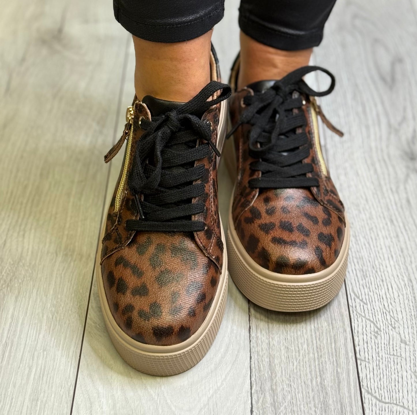 Patrizio Como - 'Ravenna' Animal Print Platform Trainer