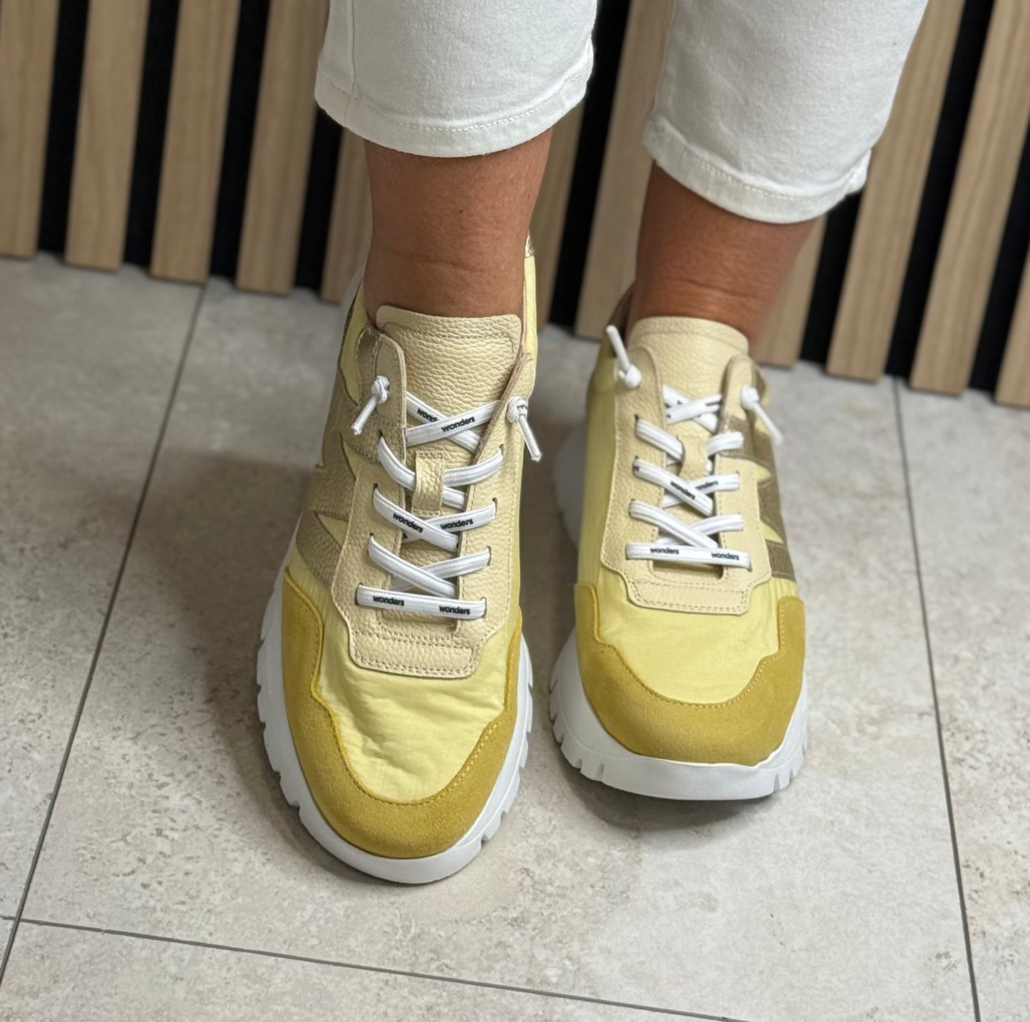 Wonders - A-24100 Sun/Nylon/Fog/Vanilla Trainer