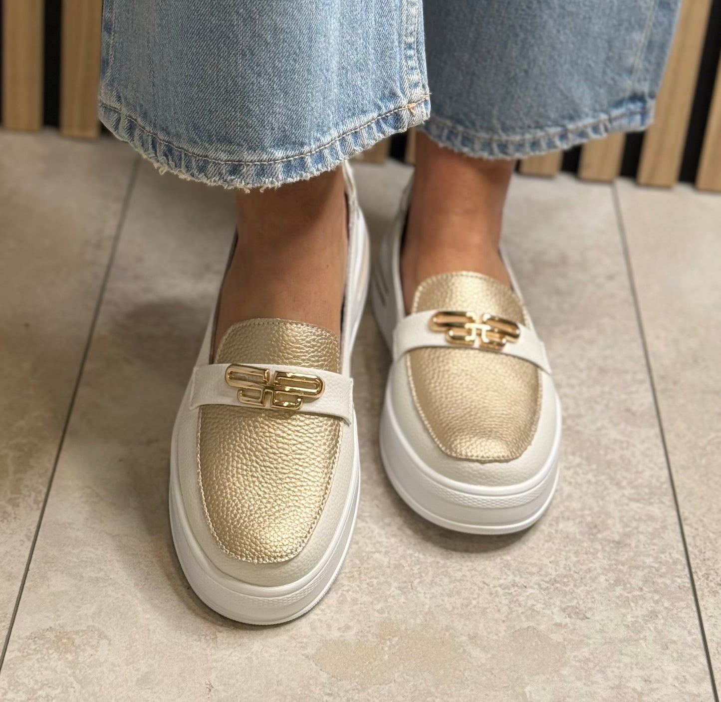 Patrizio Como - 'Catanzaro' White/Gold Leather Loafer