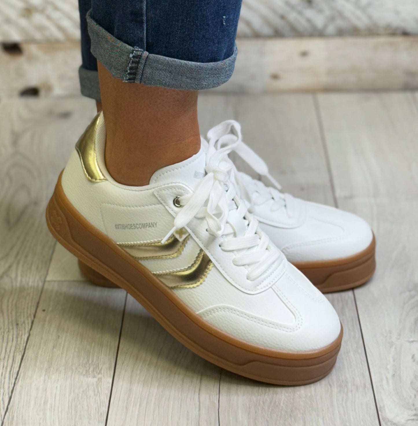 Xti - White/Gold Combo Gum Sole Trainer (144585)