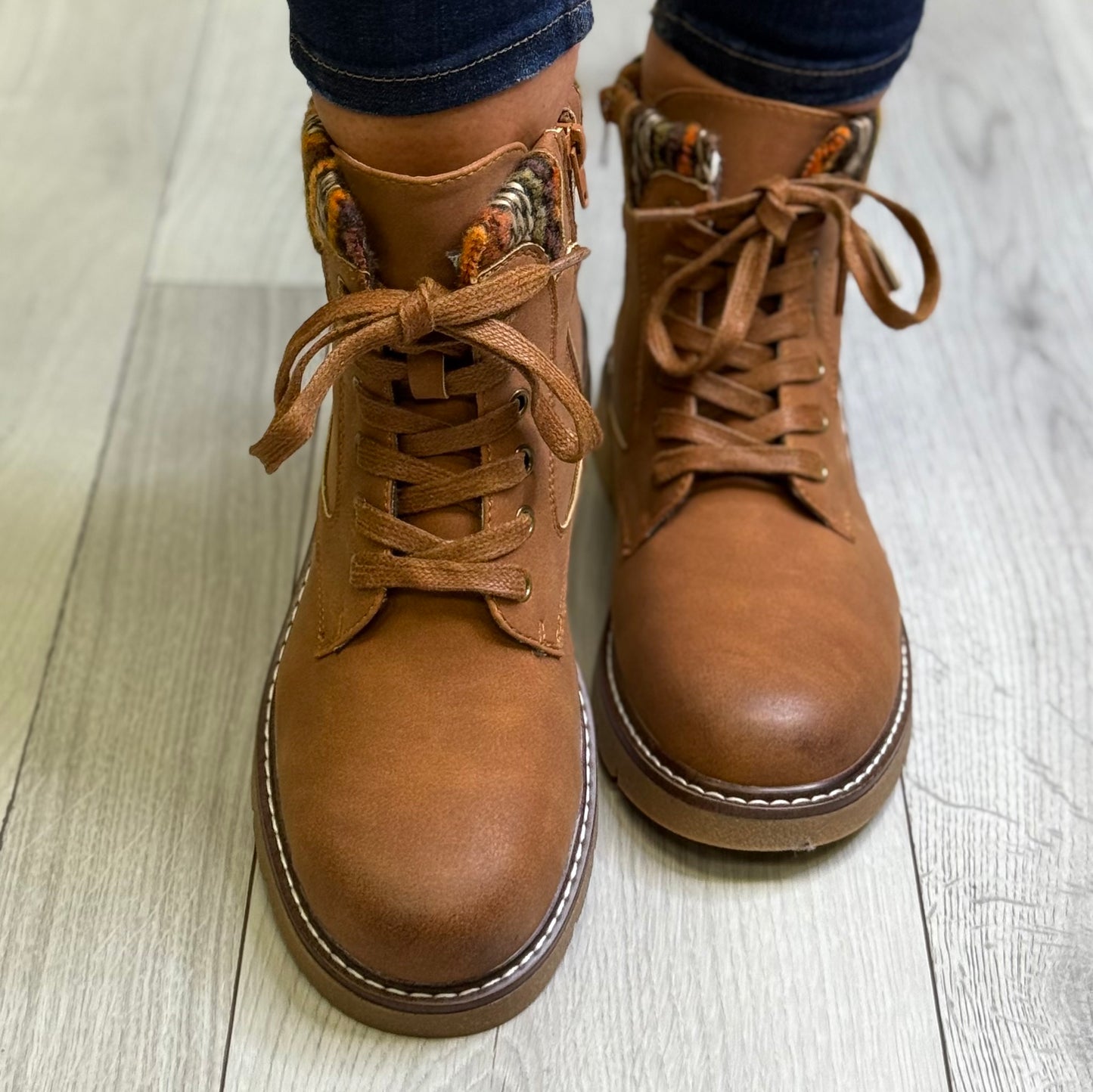 Lunar - 'California' Tan Wide Fit Boot