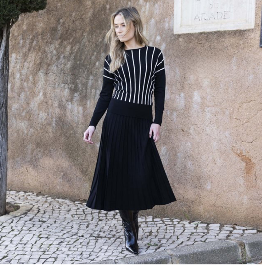 Marble - Black Vertical Stripe Relaxed Fit Jumper