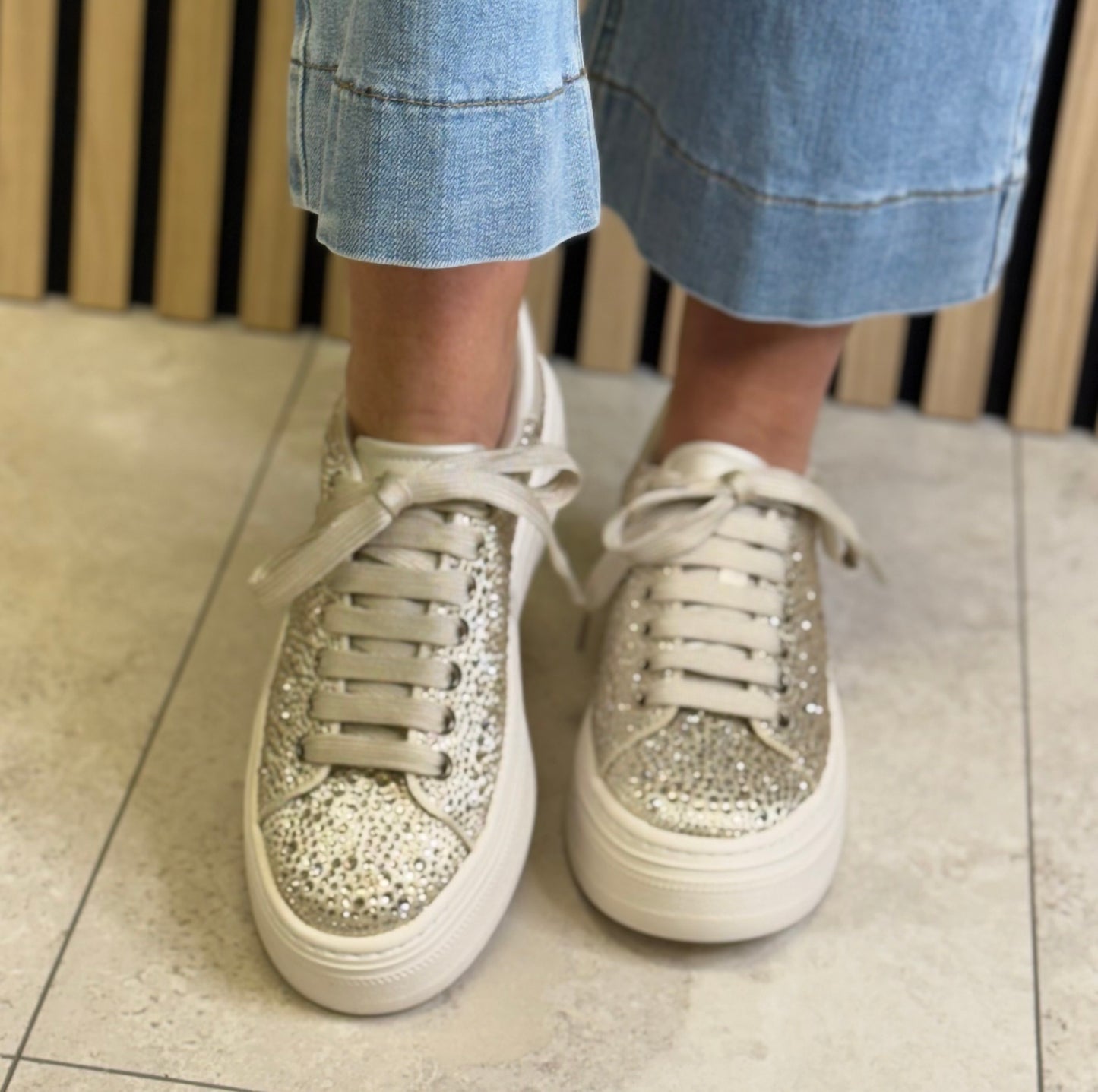 Tamaris - Champagne Sparkle Trainer