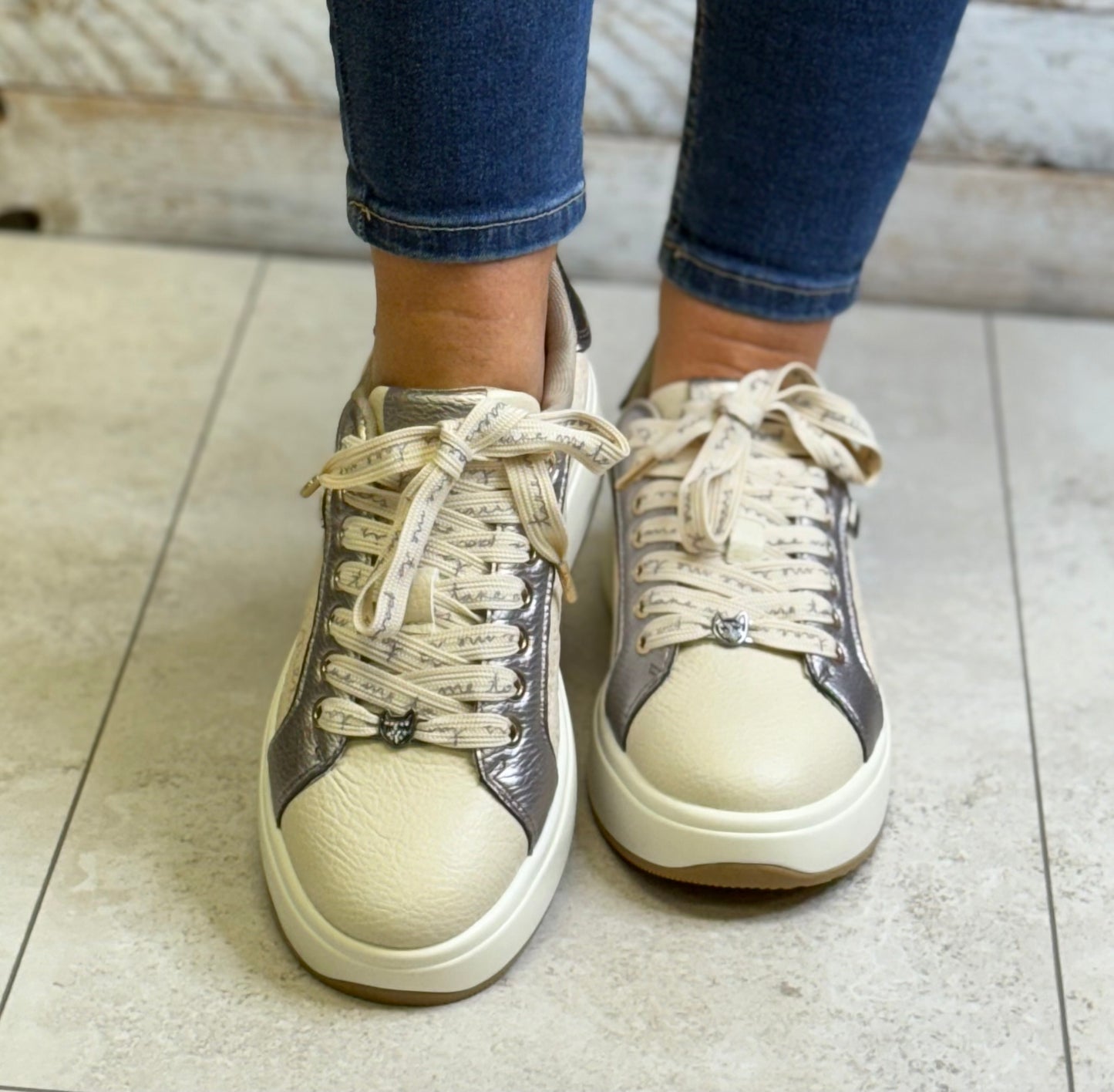 Anekke - 'Roma 413' Beige Combo Platform Trainer