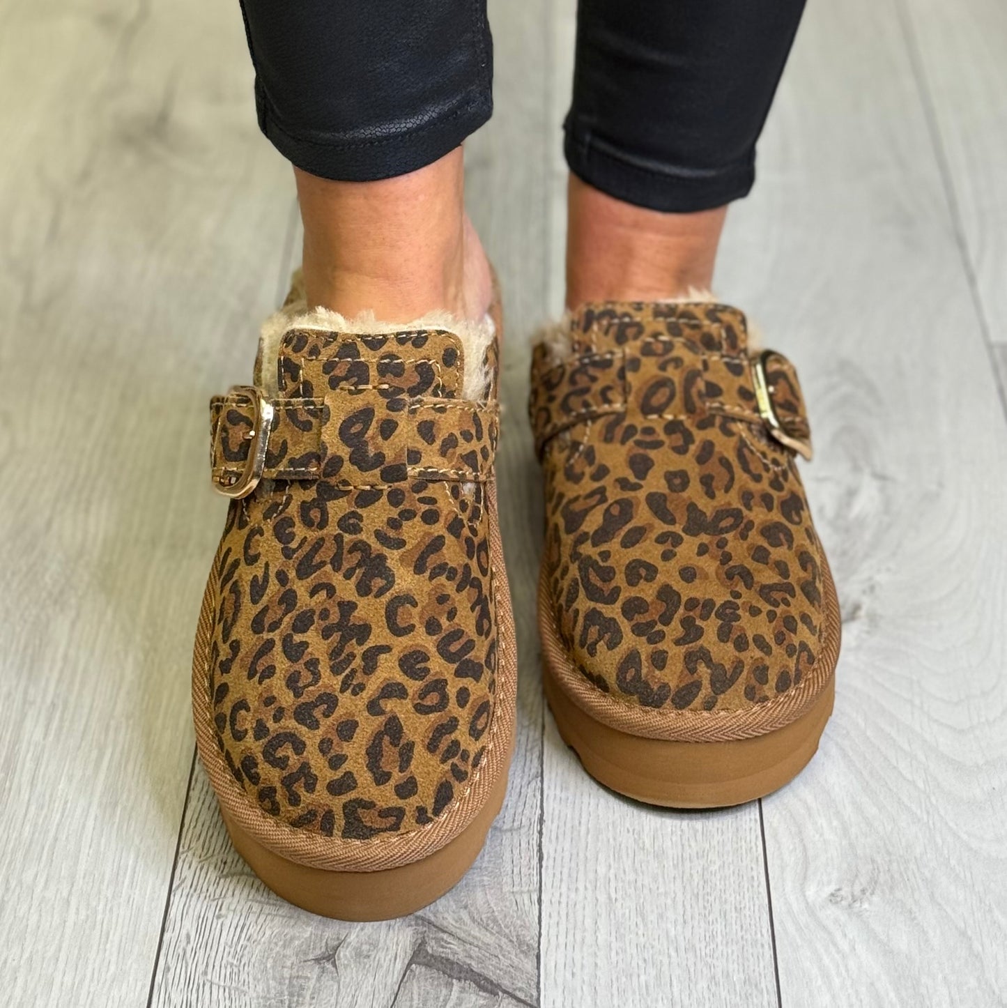 Marco Tozzi - Leopard Print Suede Mule