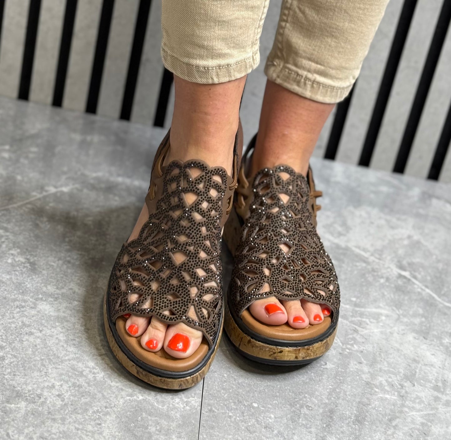 Rieker - Brown Detailed Sandal