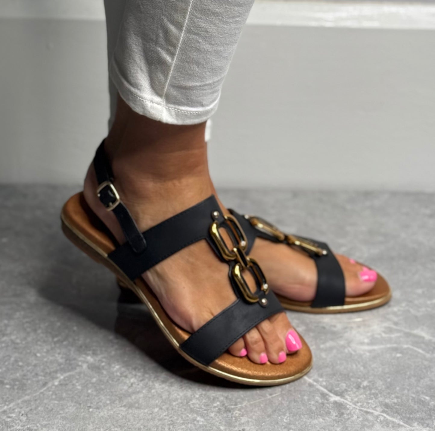 Lunar - 'Darcy' Black Sandal