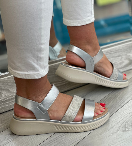 Redz - Silver Strap Sandal