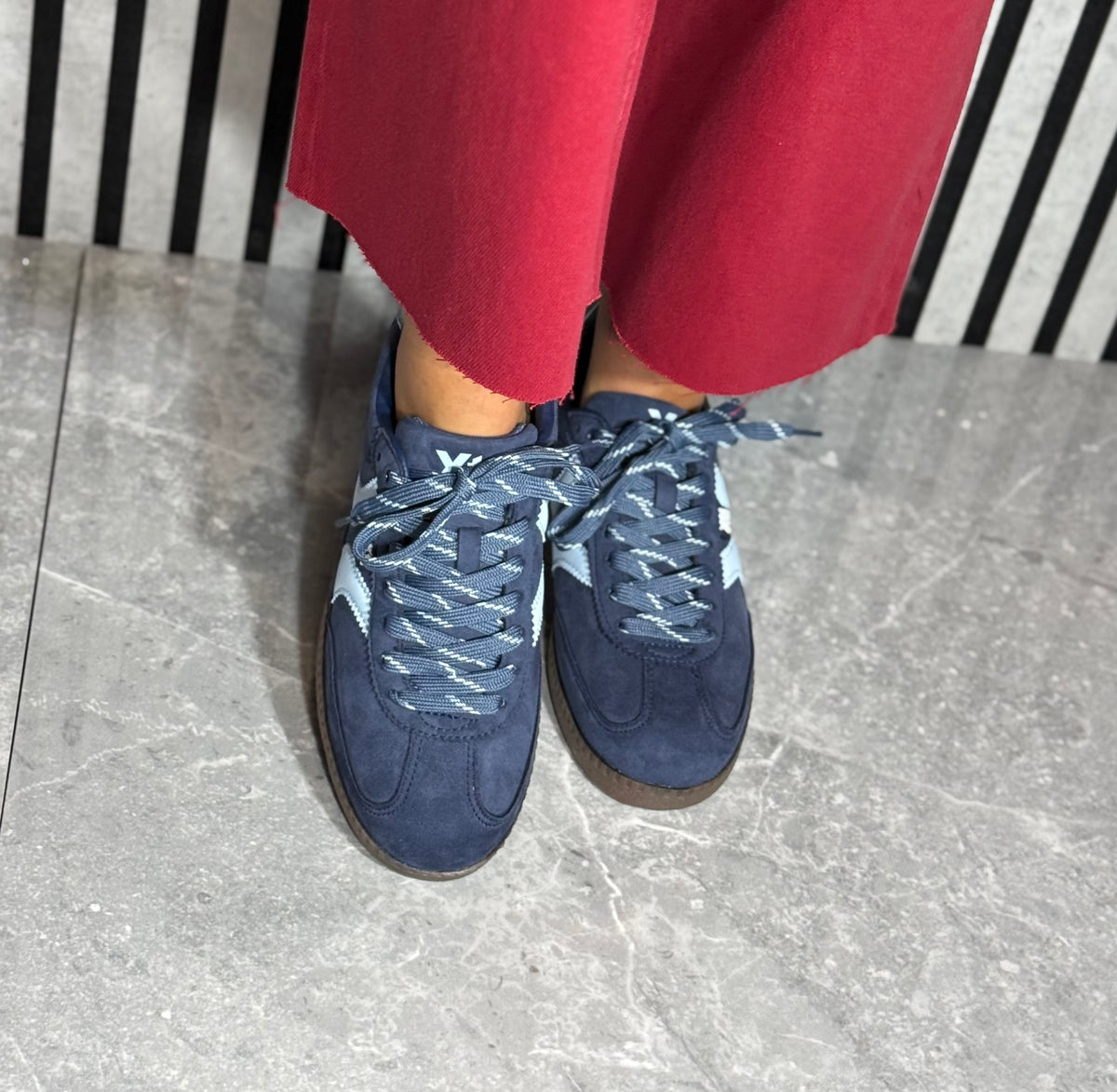 Xti - Navy/Blue Side Stripe Trainer (146125)
