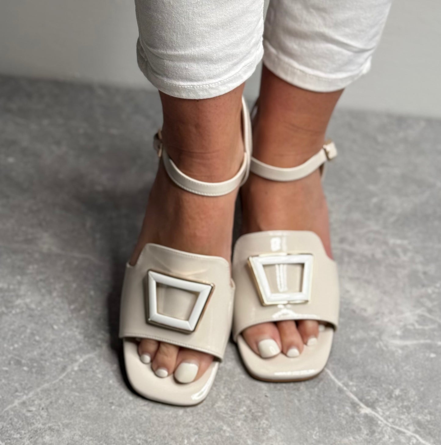 Kate Appleby - ‘Tetsworth’ Almond Block Heel Sandal