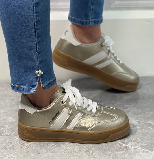 Xti - Gold Metallic Side Stripe Gum Sole Trainer
