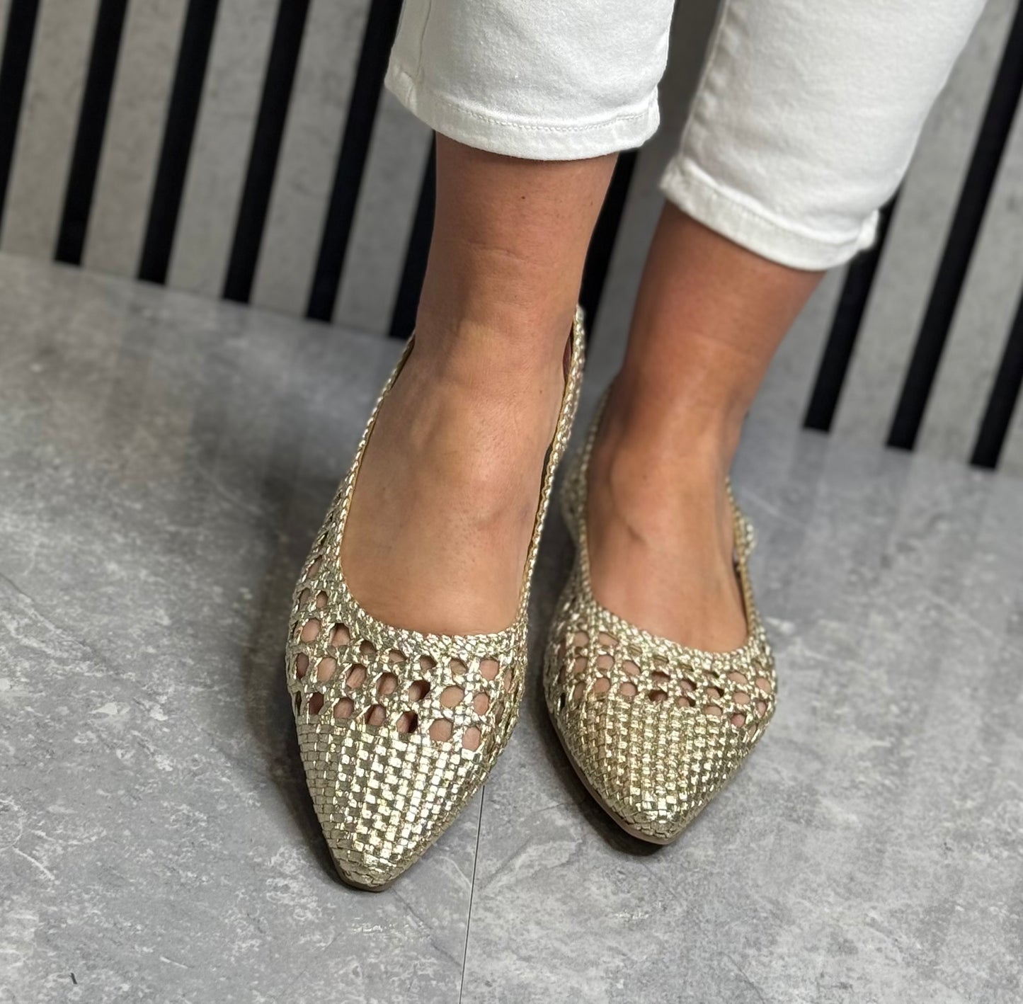 Xti - Gold Slingback Shoe (145300)