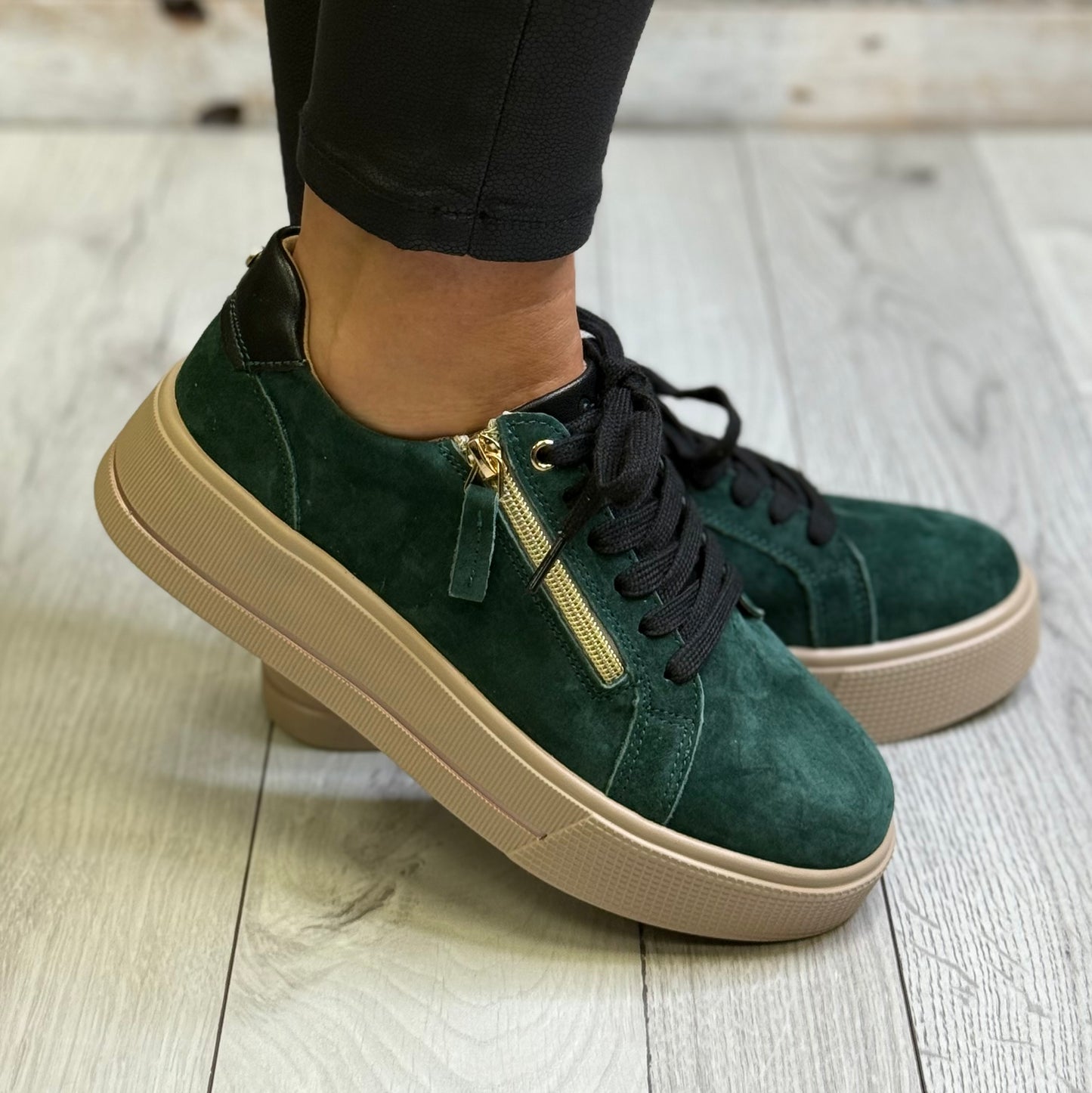 Patrizio Como - 'Ravenna' Green Suede Platform Trainer