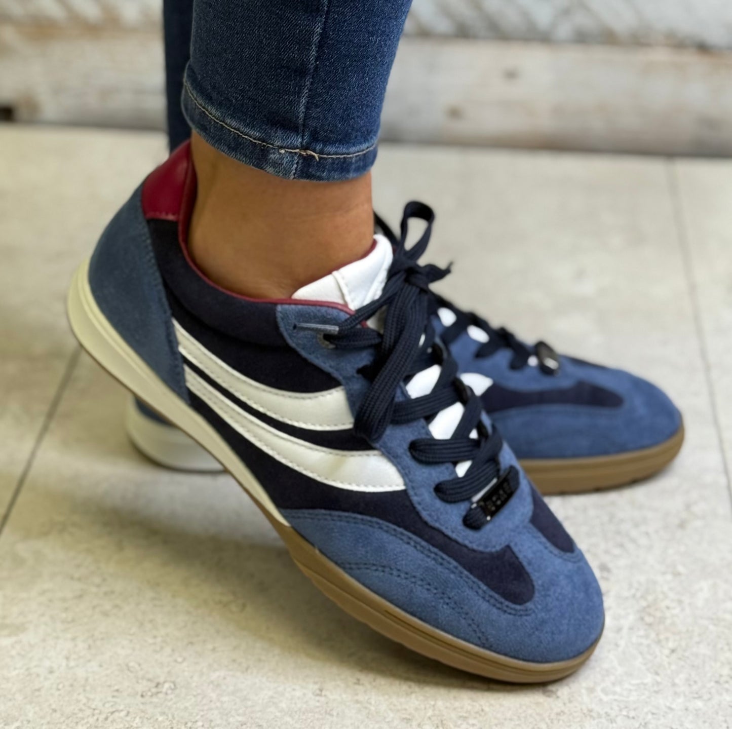 Tommy Bowe For Her - 'Gaudin' Sky Admiral Mix Trainer