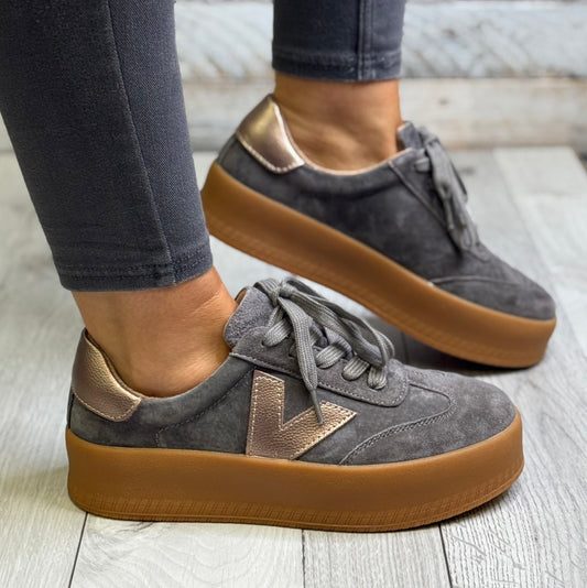 Drilleys- ‘Eighty Four’ Tornado Gold Platform Trainer