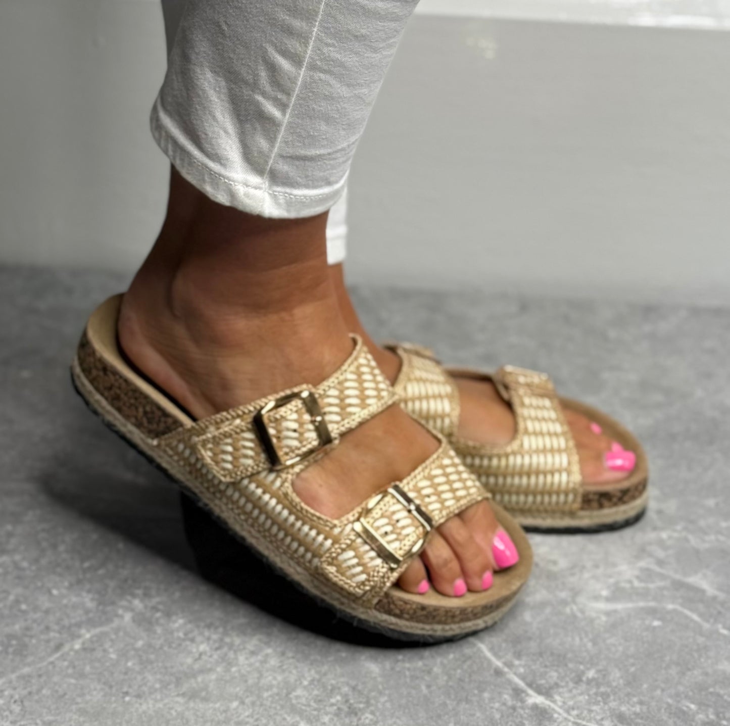 Lunar - 'Bijou' Gold Slider Sandal