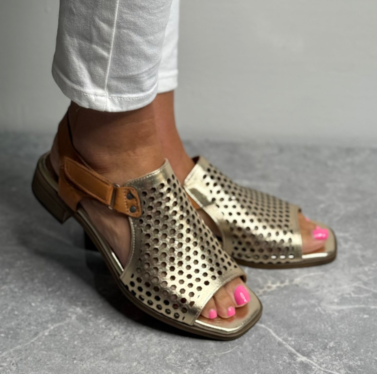 Hannah K - 'Beatrice' Gold Open Detail Leather Sandal