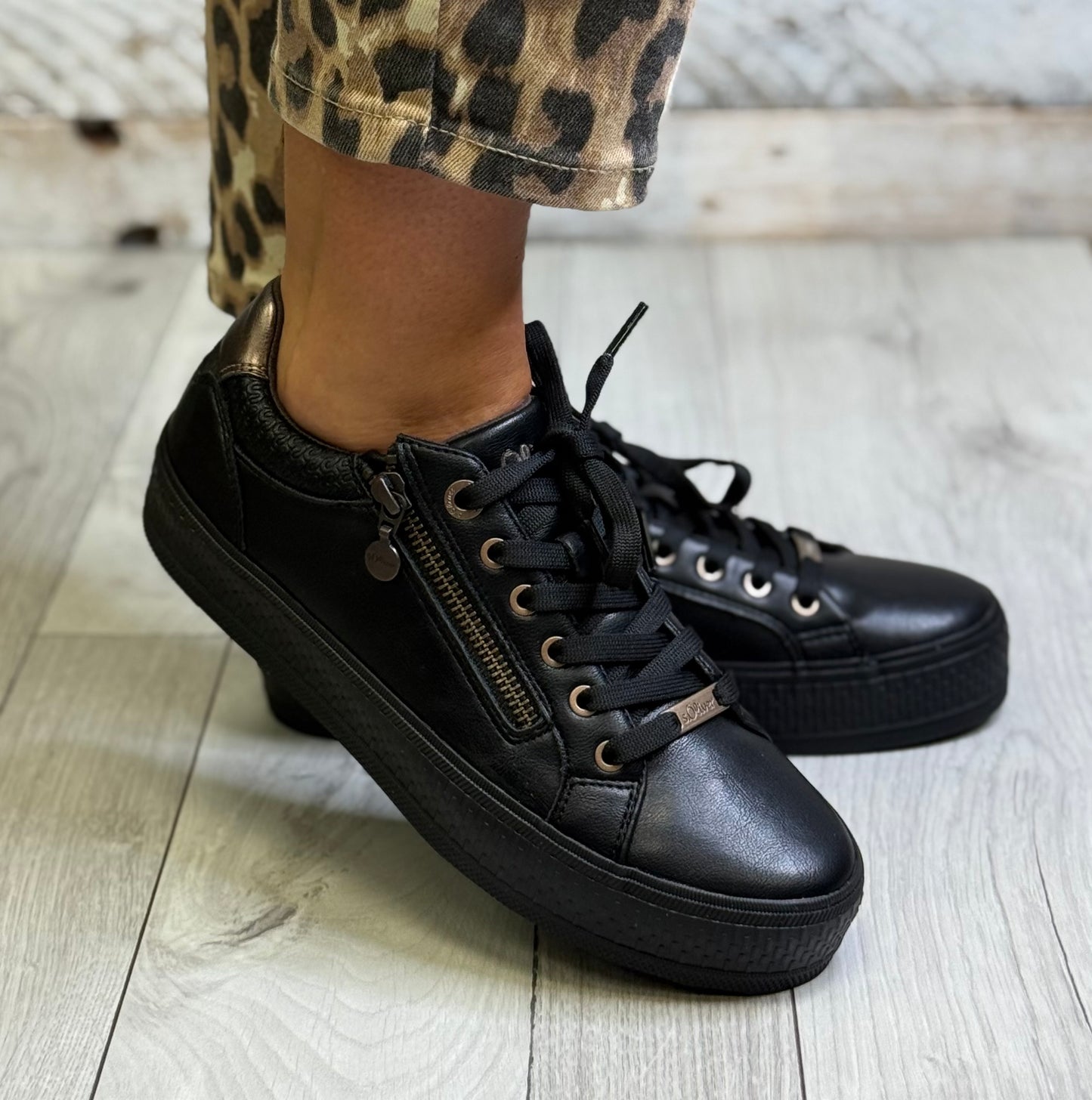 S Oliver - Black Side Zip Trainer