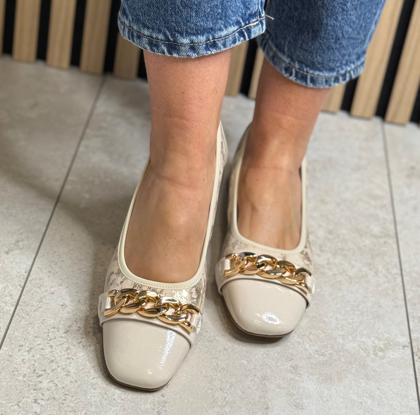 Zanni & Co - 'Mizukami One' Gold Marble Shoe