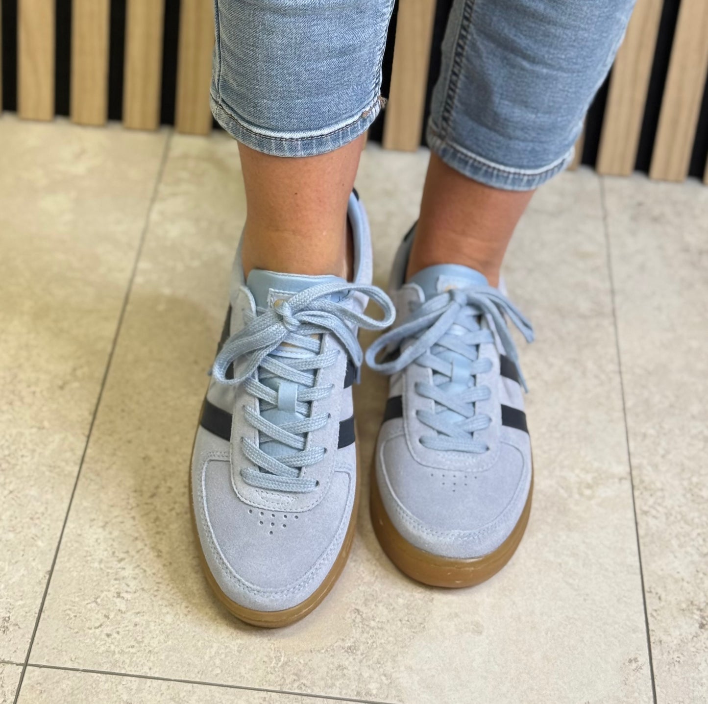 Gola - ‘Grandslam Suede' Air/Navy/Gum Sole Trainer