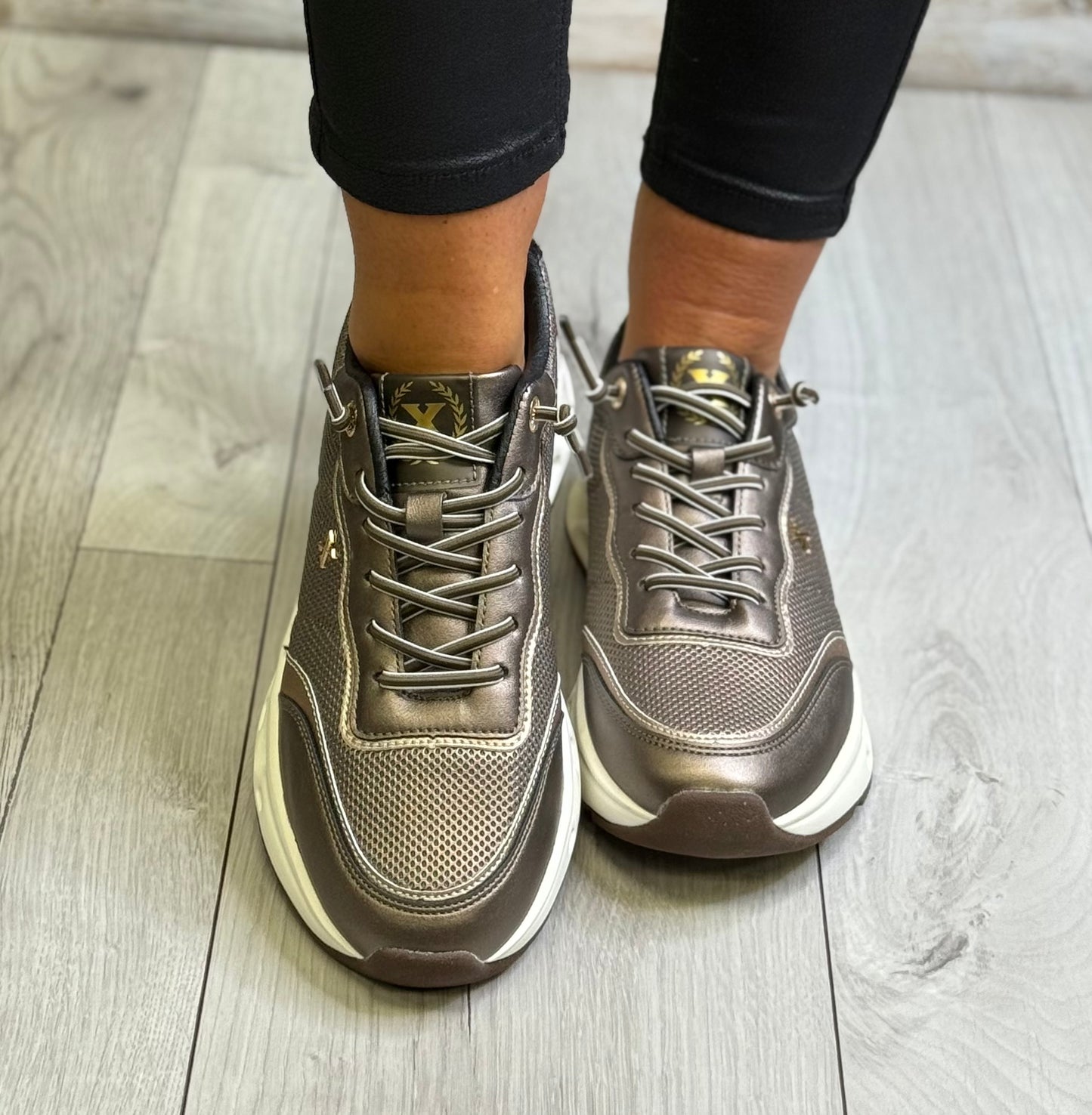 Xti - Bronze Metallic Trainer (144573)