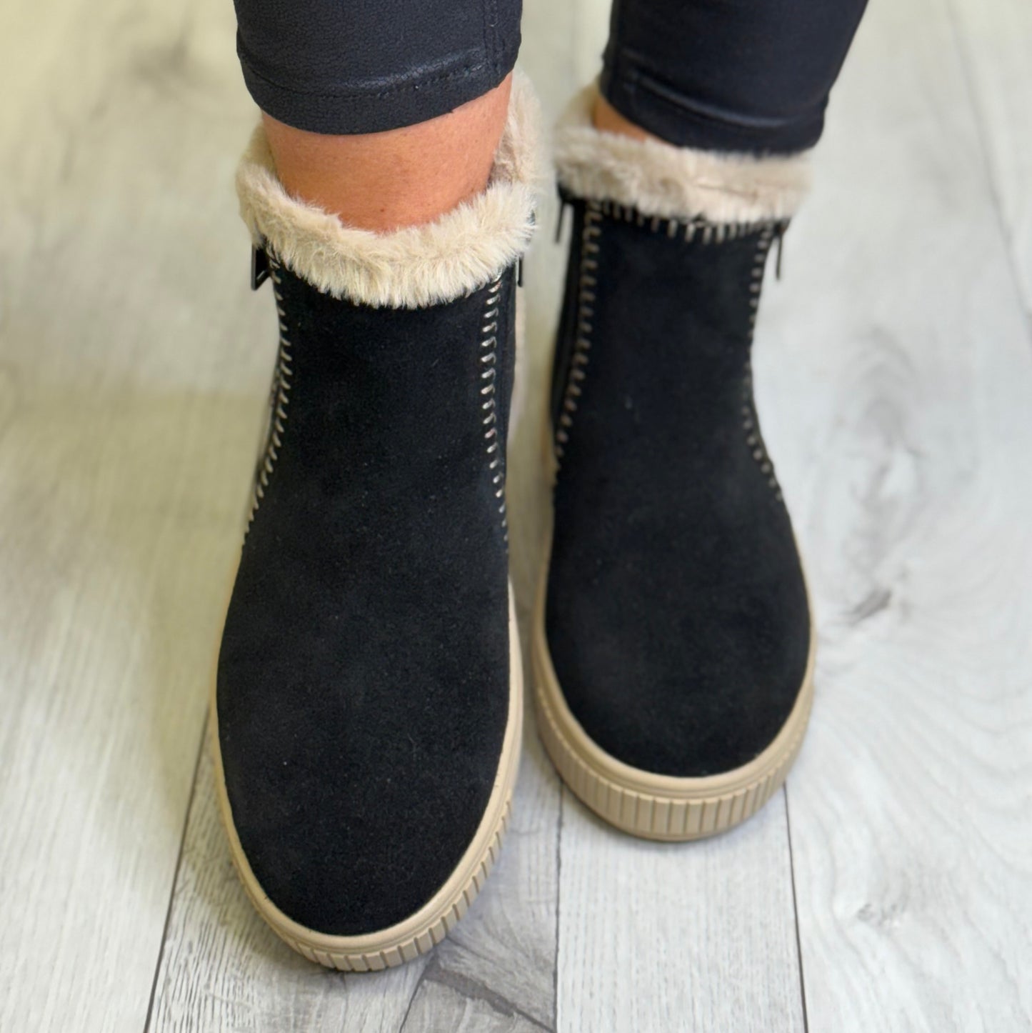 Remonte - Black Faux Suede Lined Boot