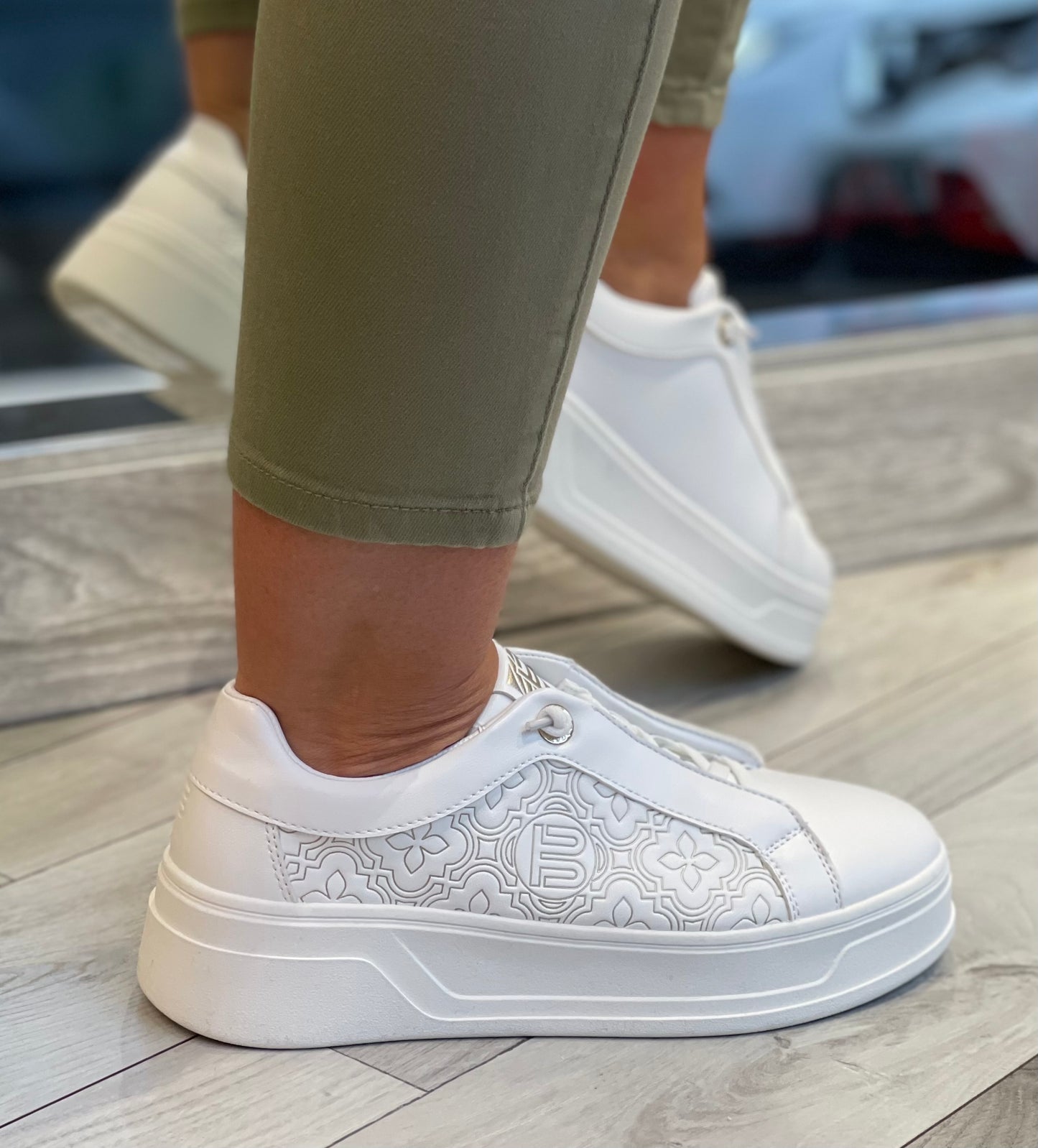 Bagatt- White/Gold Embossed Slip On Trainer