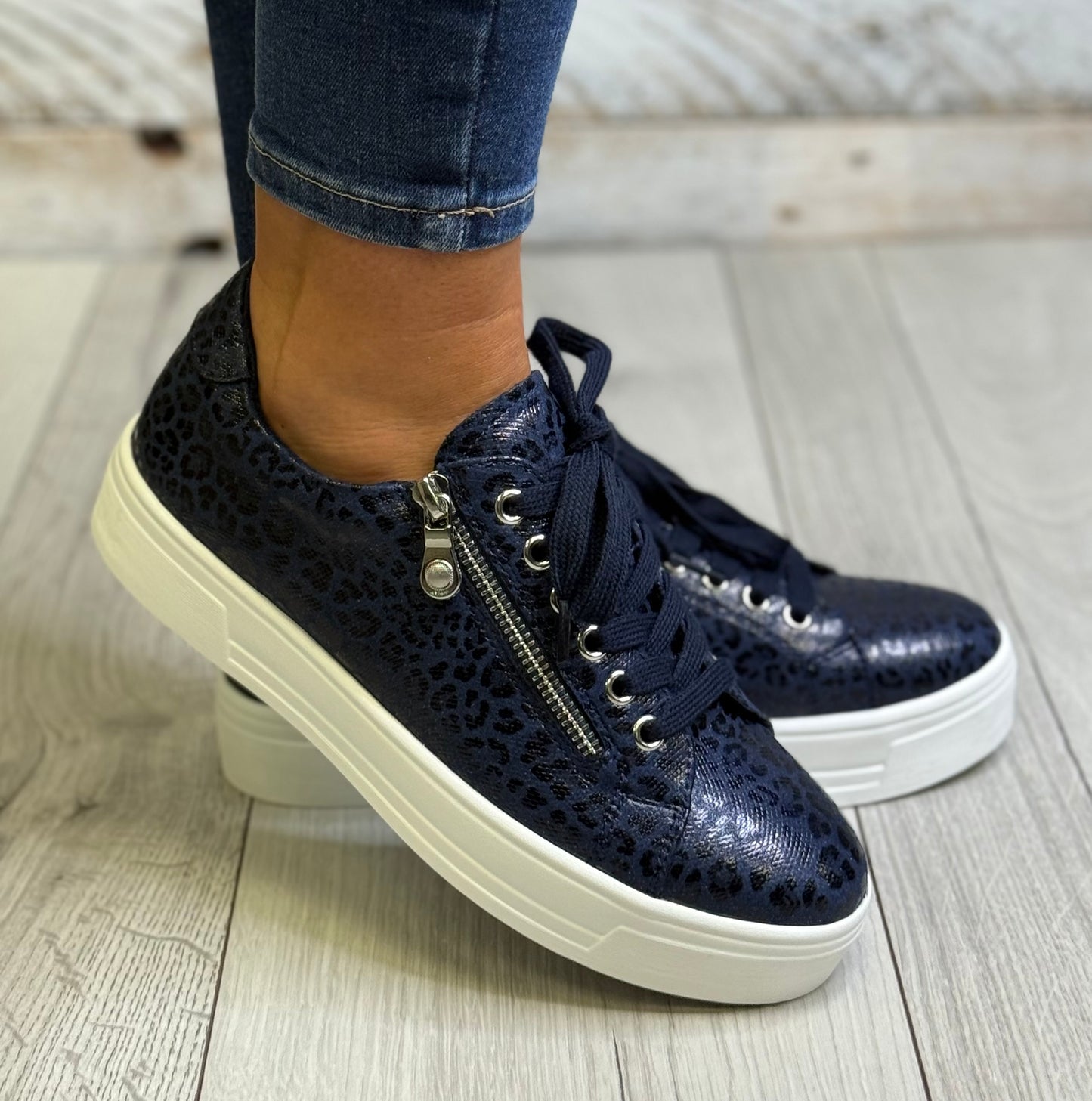 Lunar - 'Charm' Navy Side Zip Trainer