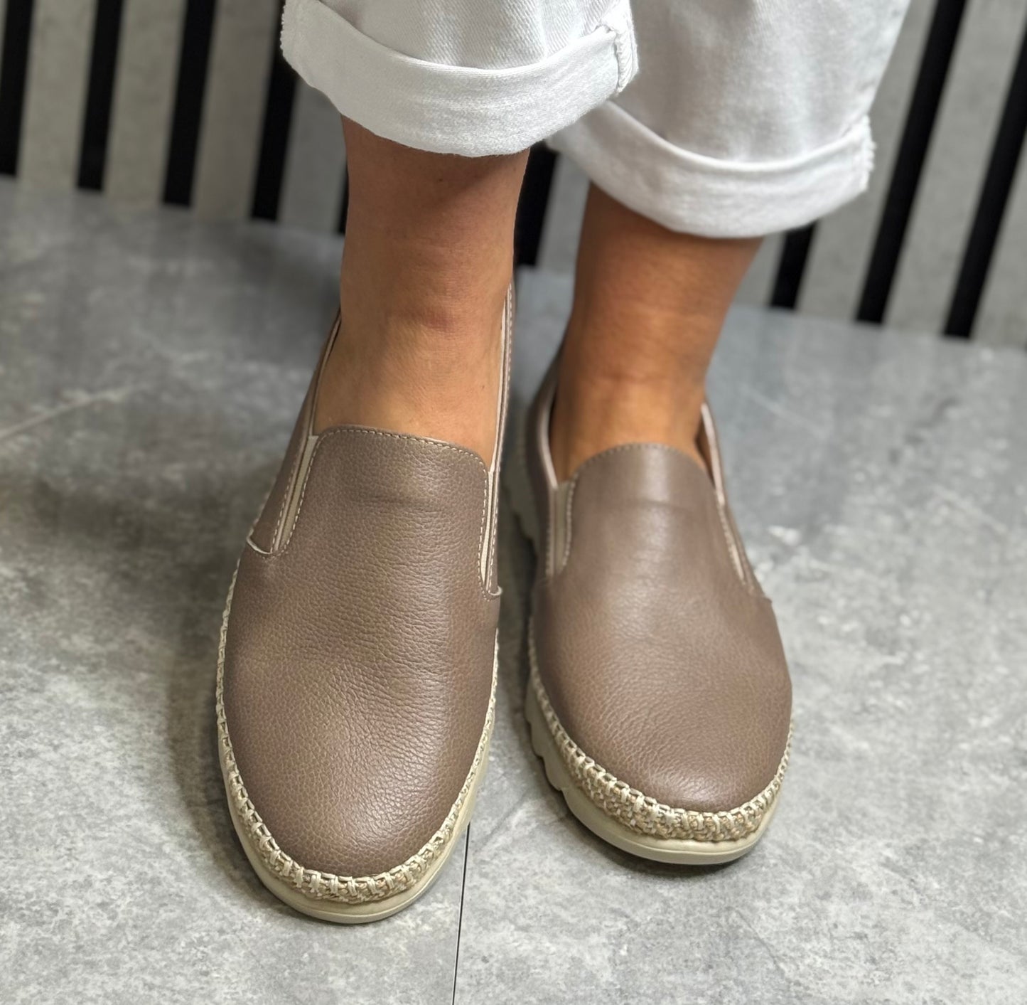 Modella - ‘Fiona' Mocca Leather Shoe