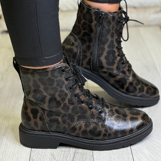 Jana - Leopard Print Laced Boot