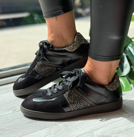 Tamaris - Black/Snake Detail Leather Trainer