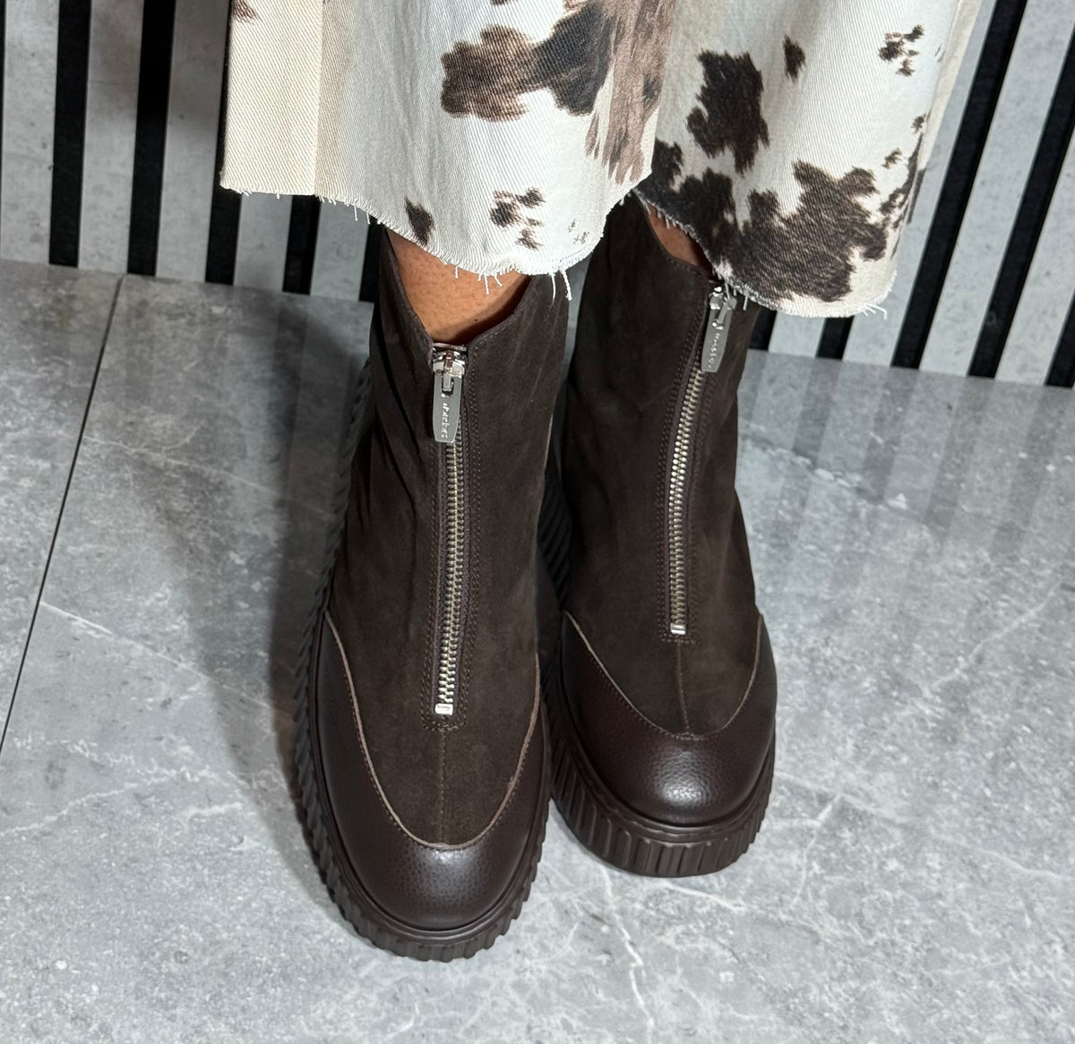 Wonders - A-5202 Brown Suede/Leather Front Zip Platform Boot