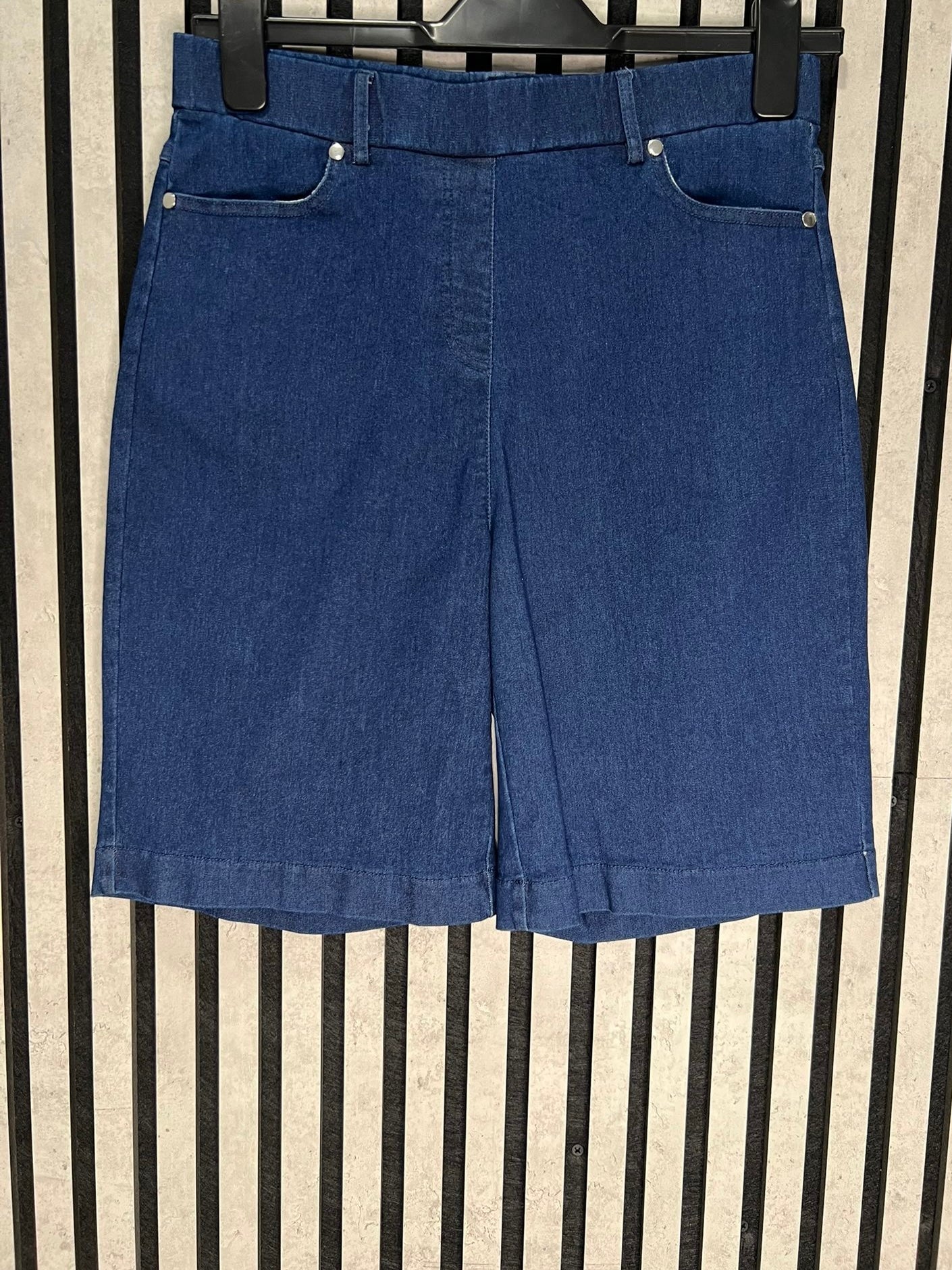 Stretch Denim Turn Up Short