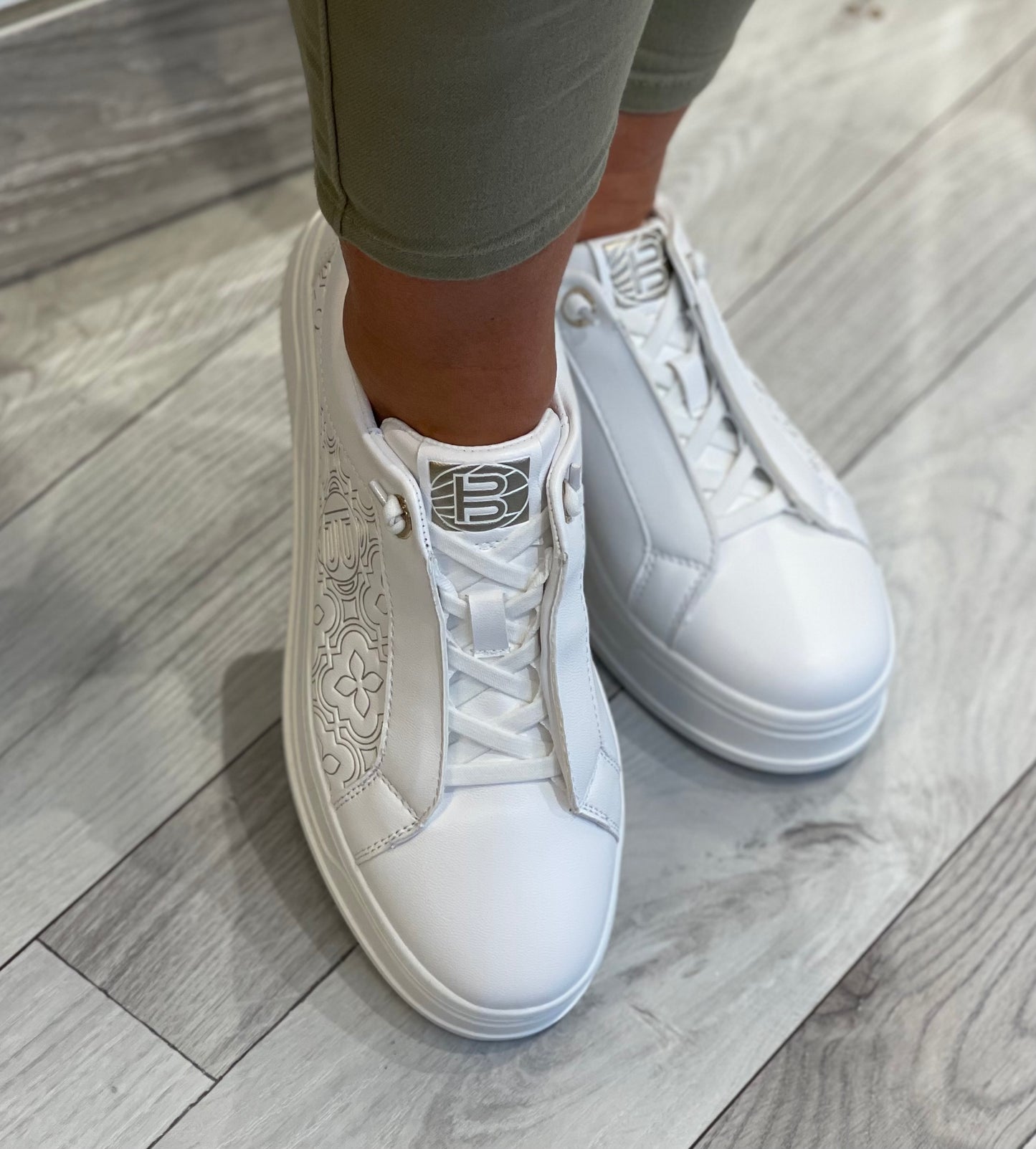 Bagatt- White/Gold Embossed Slip On Trainer