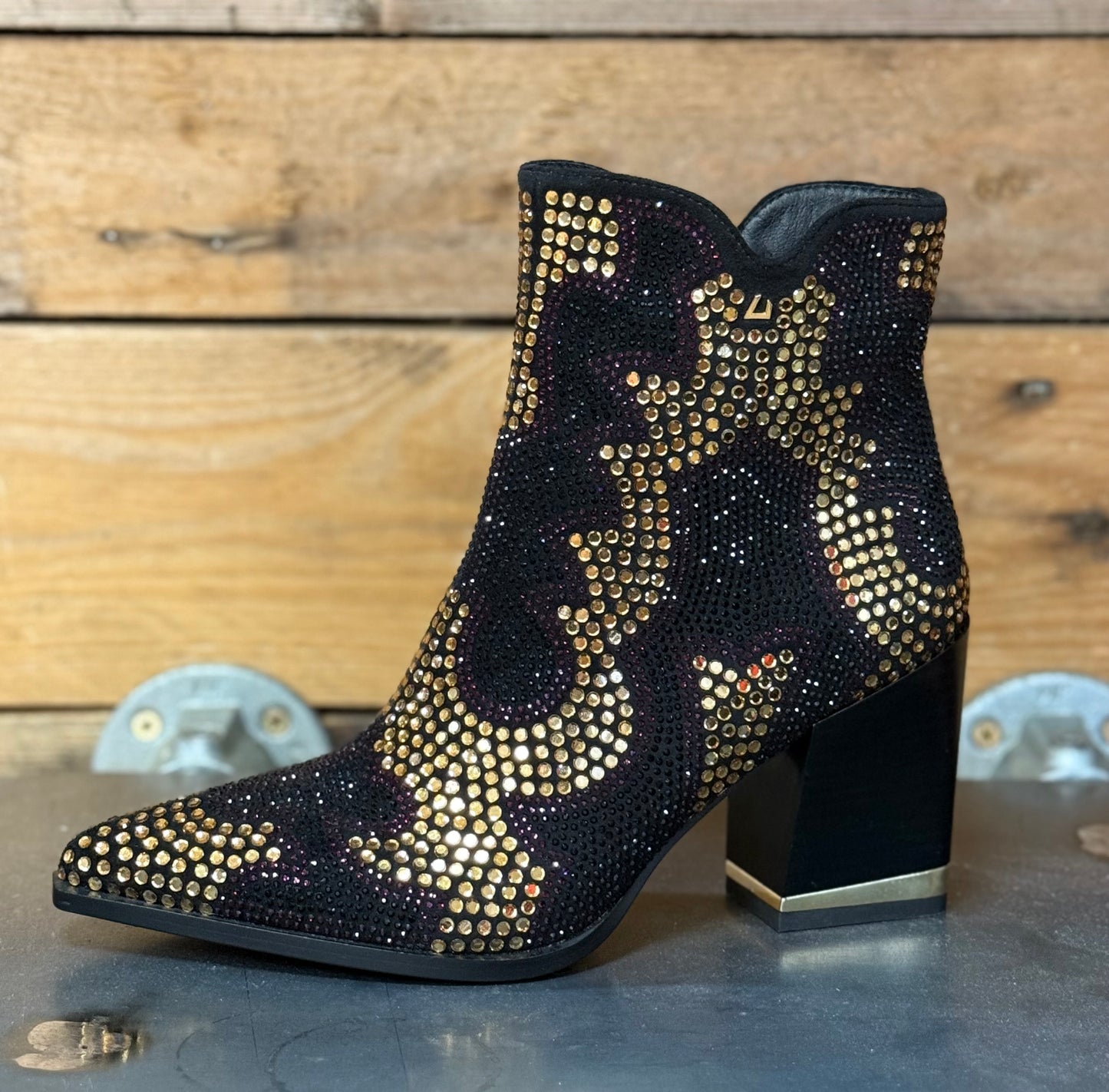 Una Healy - 'If I Had A Boat' Bling Boot